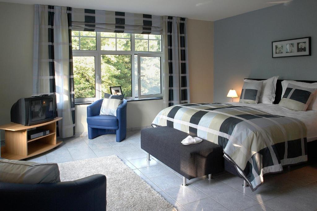 B&B Bloemenweelde Genk Habitación foto