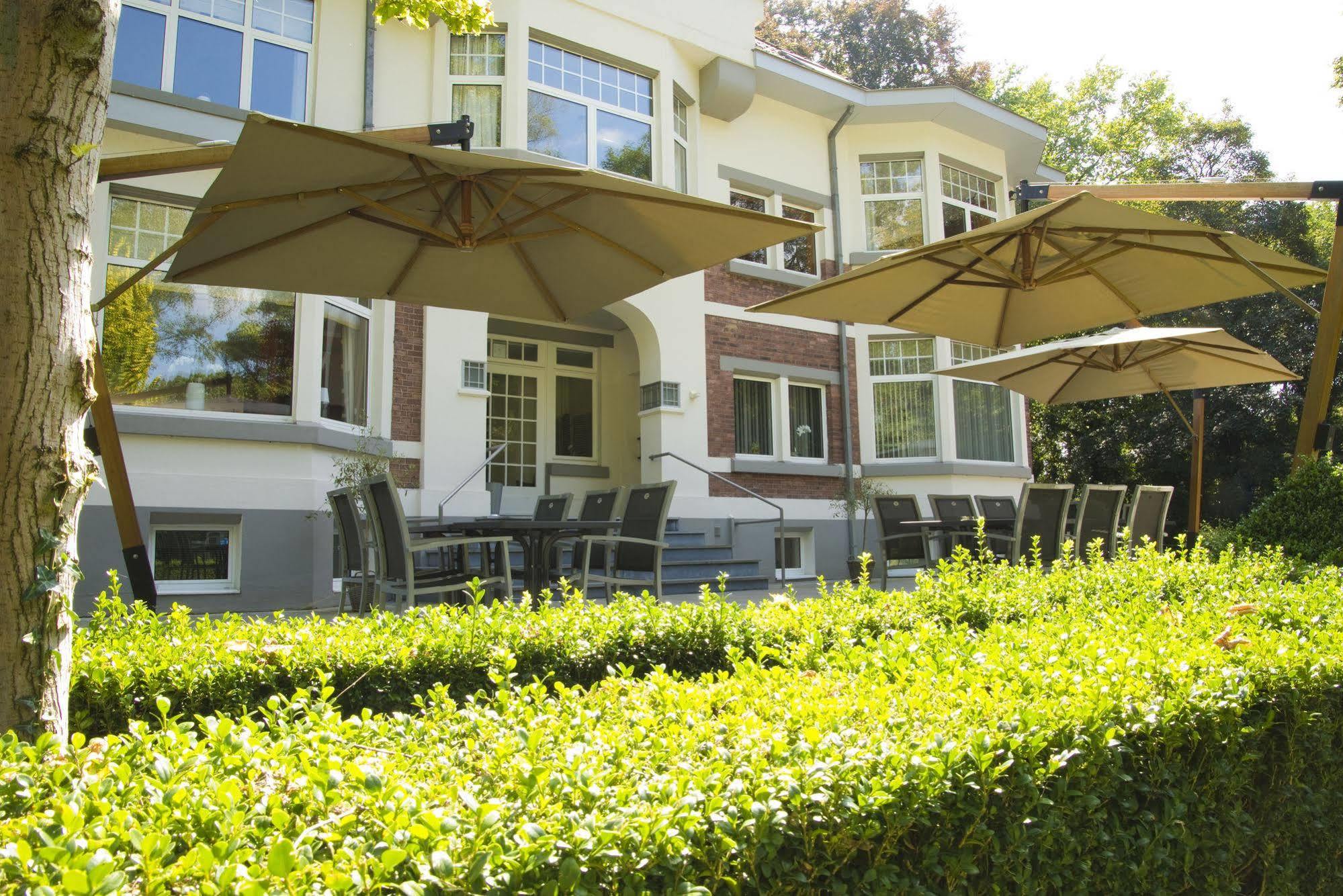 B&B Bloemenweelde Genk Exterior foto